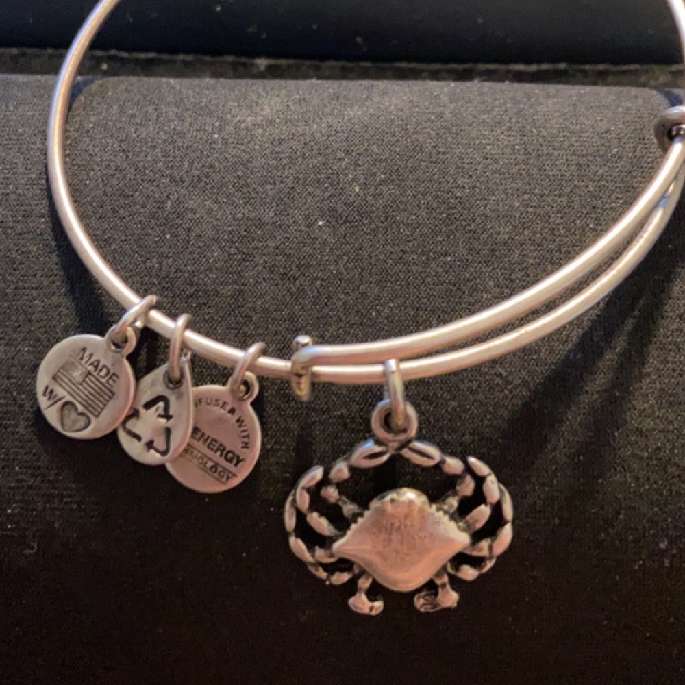 Alex and Ani July/ Cancer Bundle
